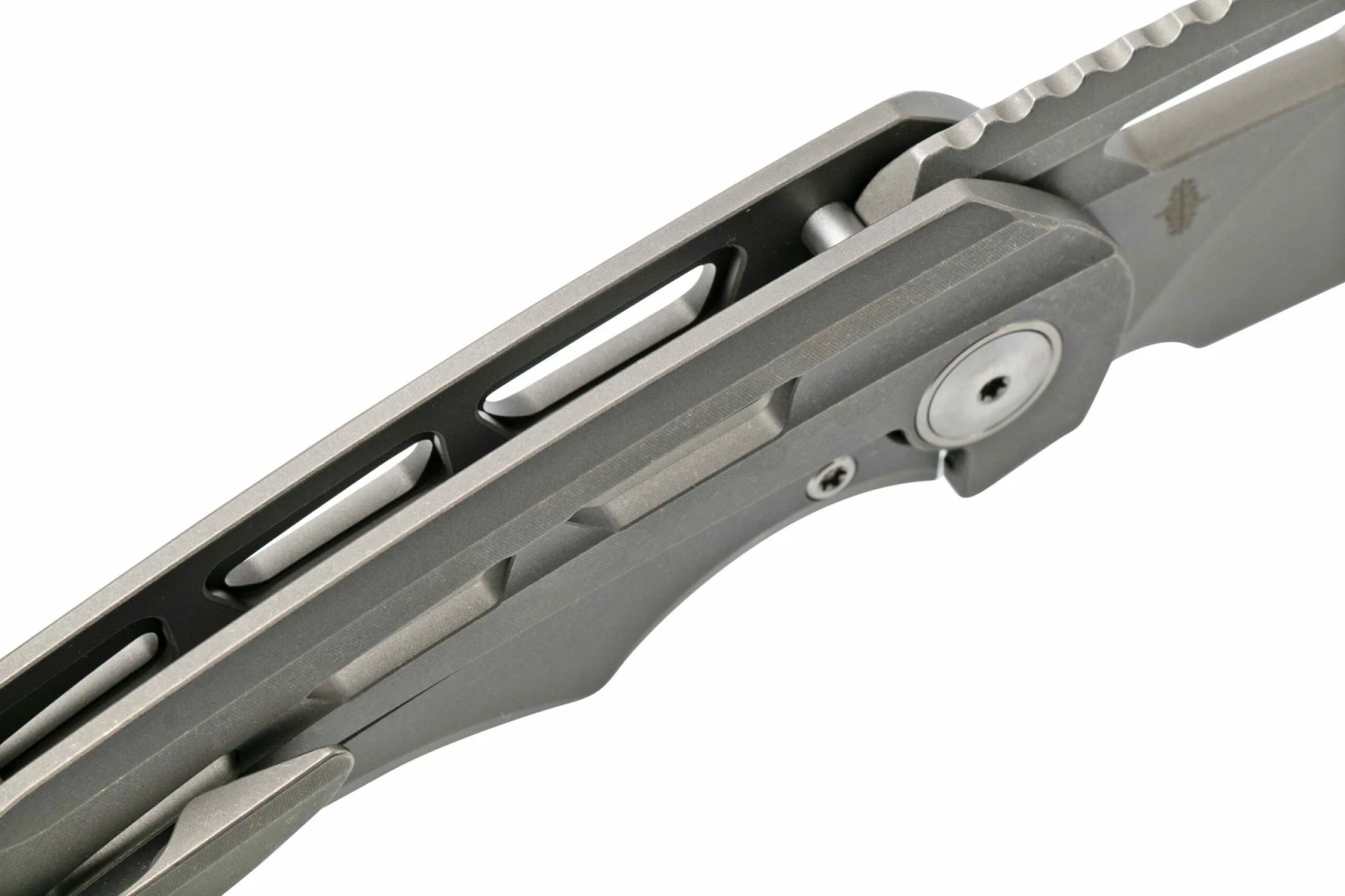 Bestech Fairchild BT2202B Dark Stonewashed, Grey Titanium Navaja 8 Bestech Fairchild BT2202B Dark Stonewashed, Grey Titanium Navaja - Imagen 6