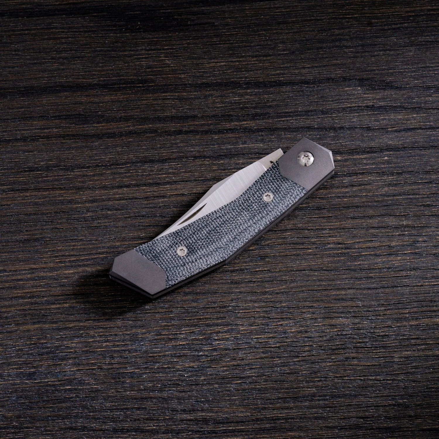 Jack Wolf Cyborg Jack CYBO-01-BLK Black Canvas Micarta, Navaja Slipjoint 4 Jack Wolf Cyborg Jack CYBO-01-BLK Black Canvas Micarta, Navaja Slipjoint - Imagen 2