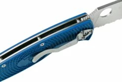 Spyderco Resilience Lightweight S35VN Blue C142PBL FRN Navaja Parcialmente Dentada -KNIVESANDTOOLS Ventas SPC142PSBL 06 spyderco