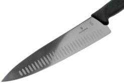 Victorinox SwissClassic 6.8023.25G Cuchillo Para Trinchar Con Hoyuelos 25 Cm, Negro 9 Victorinox SwissClassic 6.8023.25G Cuchillo Para Trinchar Con Hoyuelos 25 Cm, Negro -KNIVESANDTOOLS Ventas VT6 8023 25G 03 victorinox