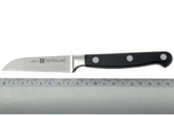 Zwilling Professional ''S'' Cuchillo De Verduras 8cm -KNIVESANDTOOLS Ventas ZW31020 090 04 zwilling professional s 31020 090 groentemes d4