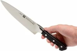 Zwilling Pro Cuchillo De Chef 20 Cm, 38411-201 -KNIVESANDTOOLS Ventas ZW38411 201 06 zwilling pro zw38411 201 06