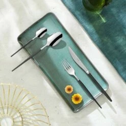 Amefa Soprano 1114, Cubertería De 16 Piezas 13 Amefa Soprano 1114, Cubertería De 16 Piezas -KNIVESANDTOOLS Ventas soprano bestekset 16 delig zwart ambiance 1114dttr16b60